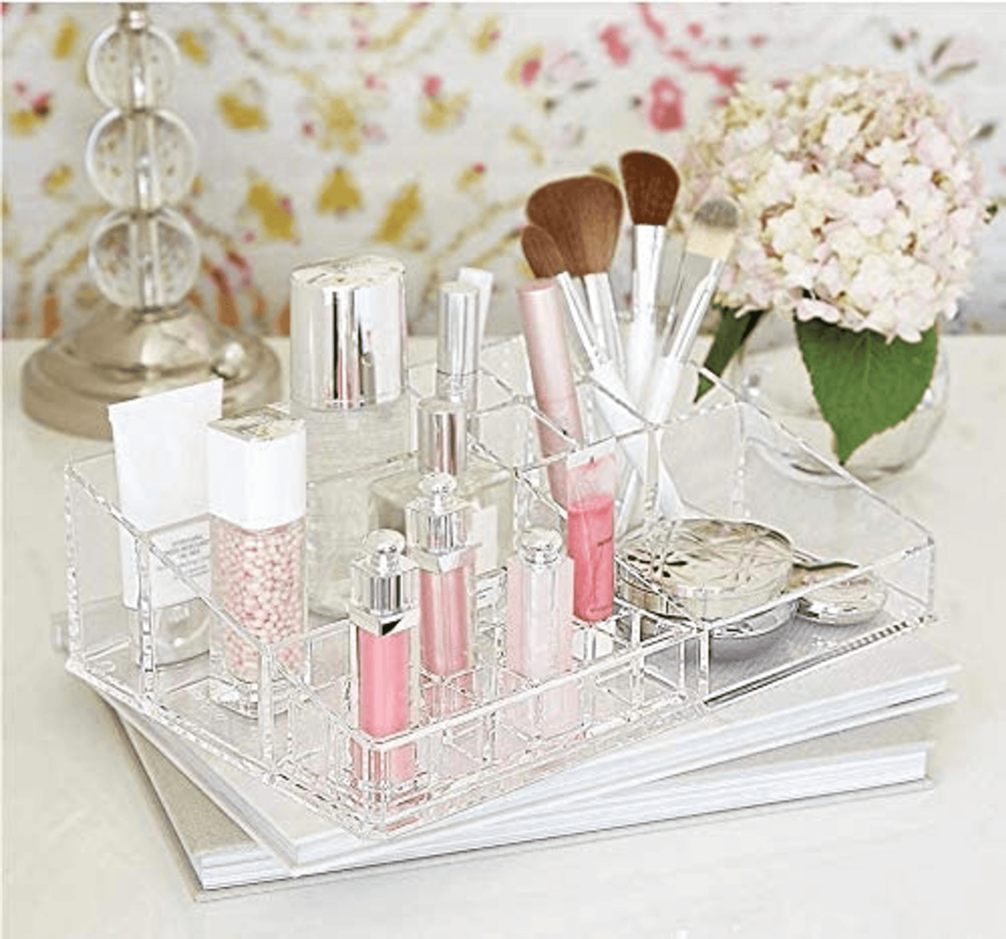Clear Acrylic Makeup And Jewelry Organizer With 21 Slots