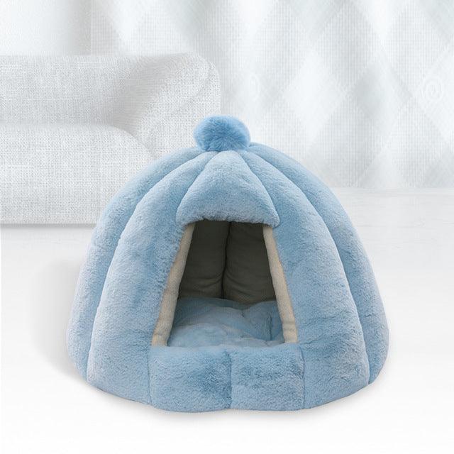 Cozypaws Plush Cat Litter Kennel - Dog Hugs Cat