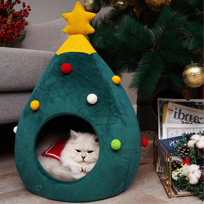 Christmas Tree Pet Bed Winter Warm Pet Nest Cat House Dog Pet Supplies - Dog Hugs Cat