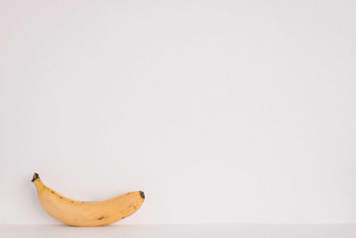 Can Cats Eat Bananas? Exploring Feline Diets and Bananas' Safety - Dog Hugs Cat