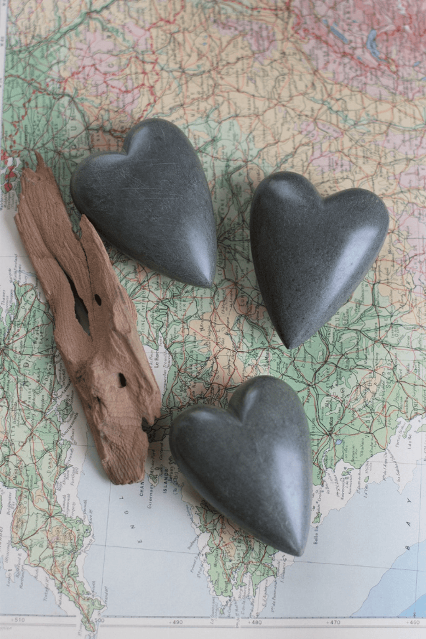 Elegant Set Of Six Hand-Carved Stone Hearts