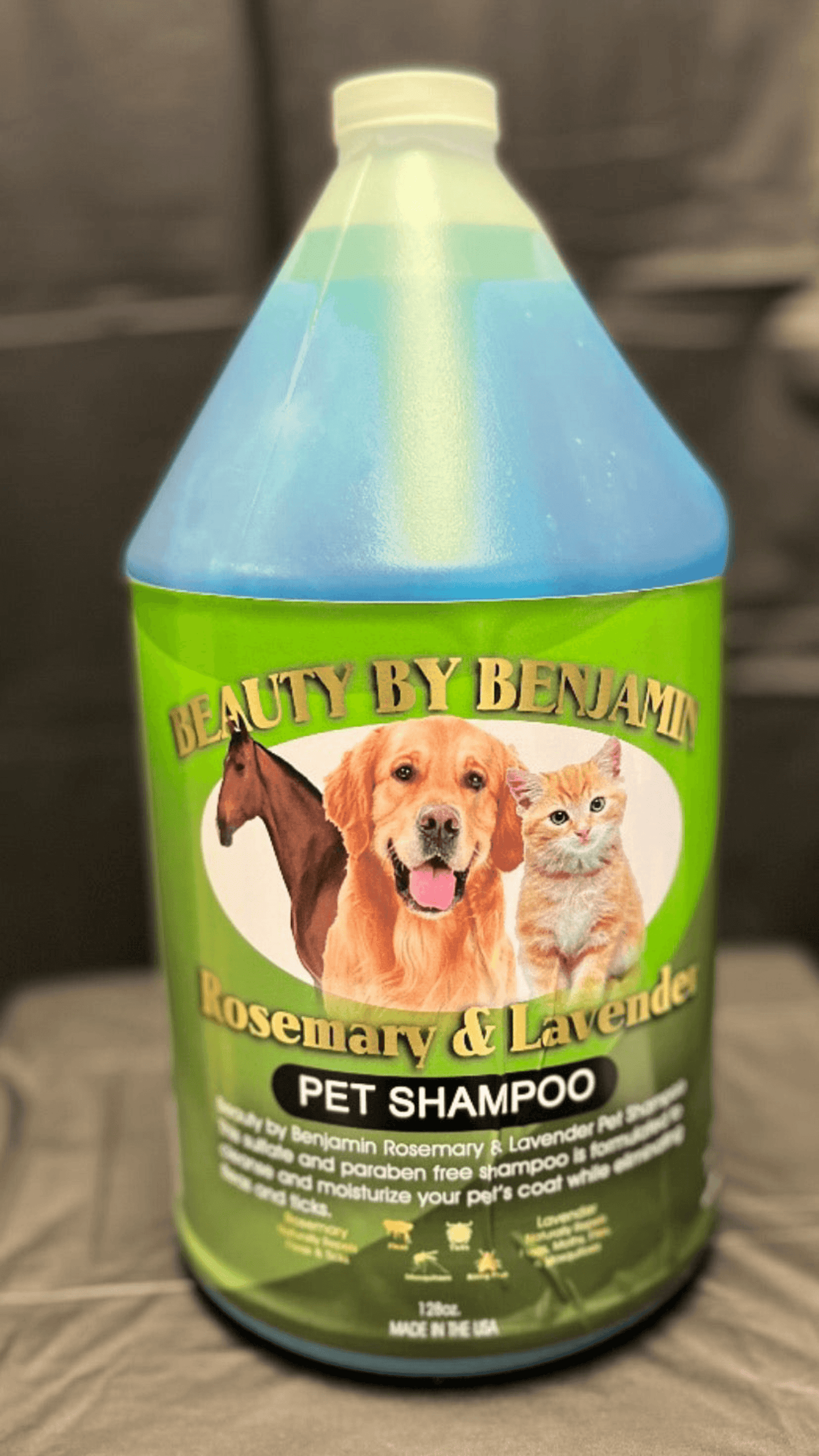 Rosemary and Lavender Pest-Repelling Pet Shampoo