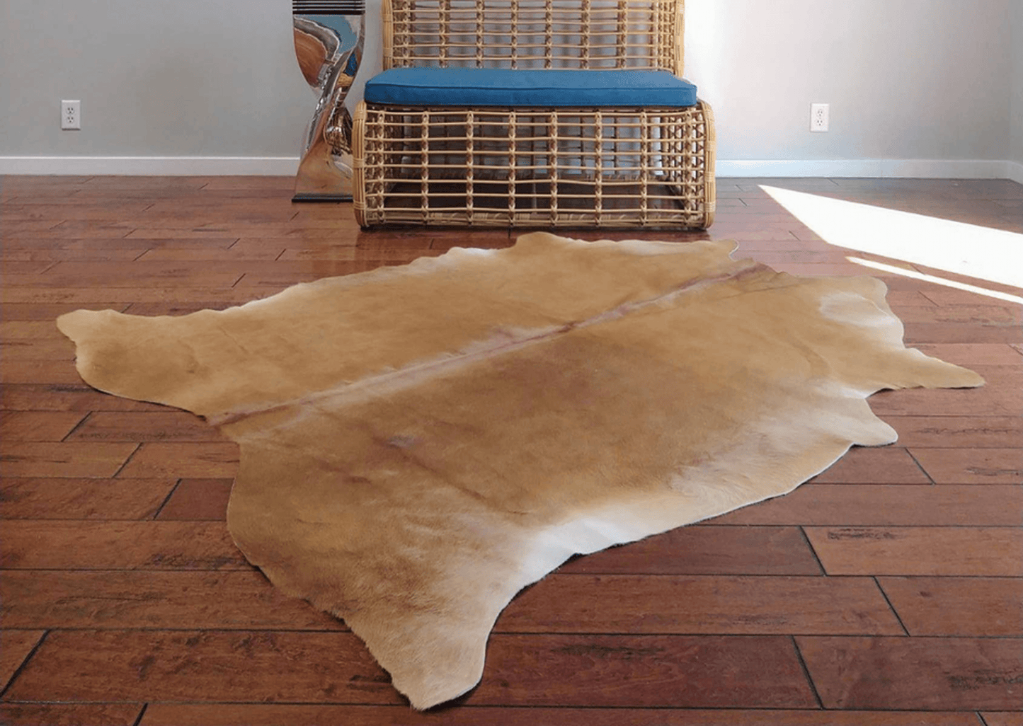 Light Brown Handmade Cowhide Area Rug - 6X7 Feet