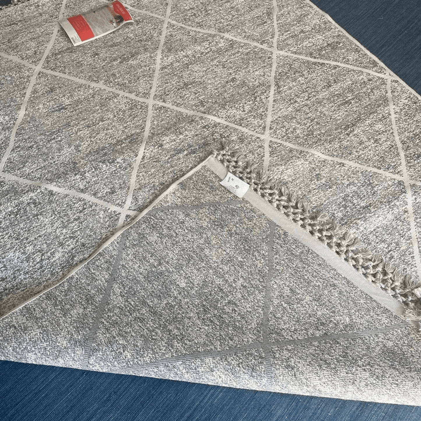 Silver Gray Diamond Flatweave Outdoor Area Rug - 7X10 Feet