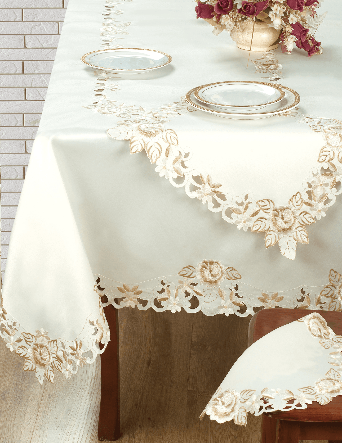 Dayse Collection Rustic Vintage Table Topper 60X120 Inches