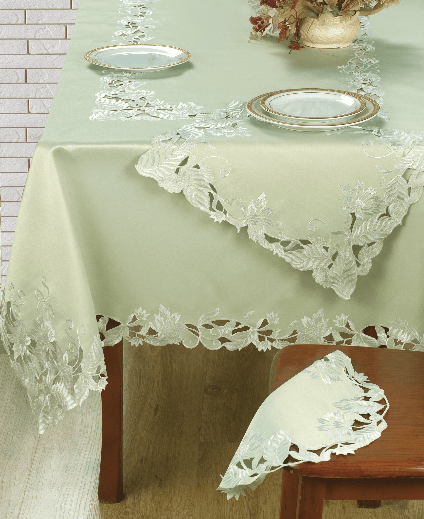 Daulton Collection Vintage-Style Table Toppers 60X120 Inches