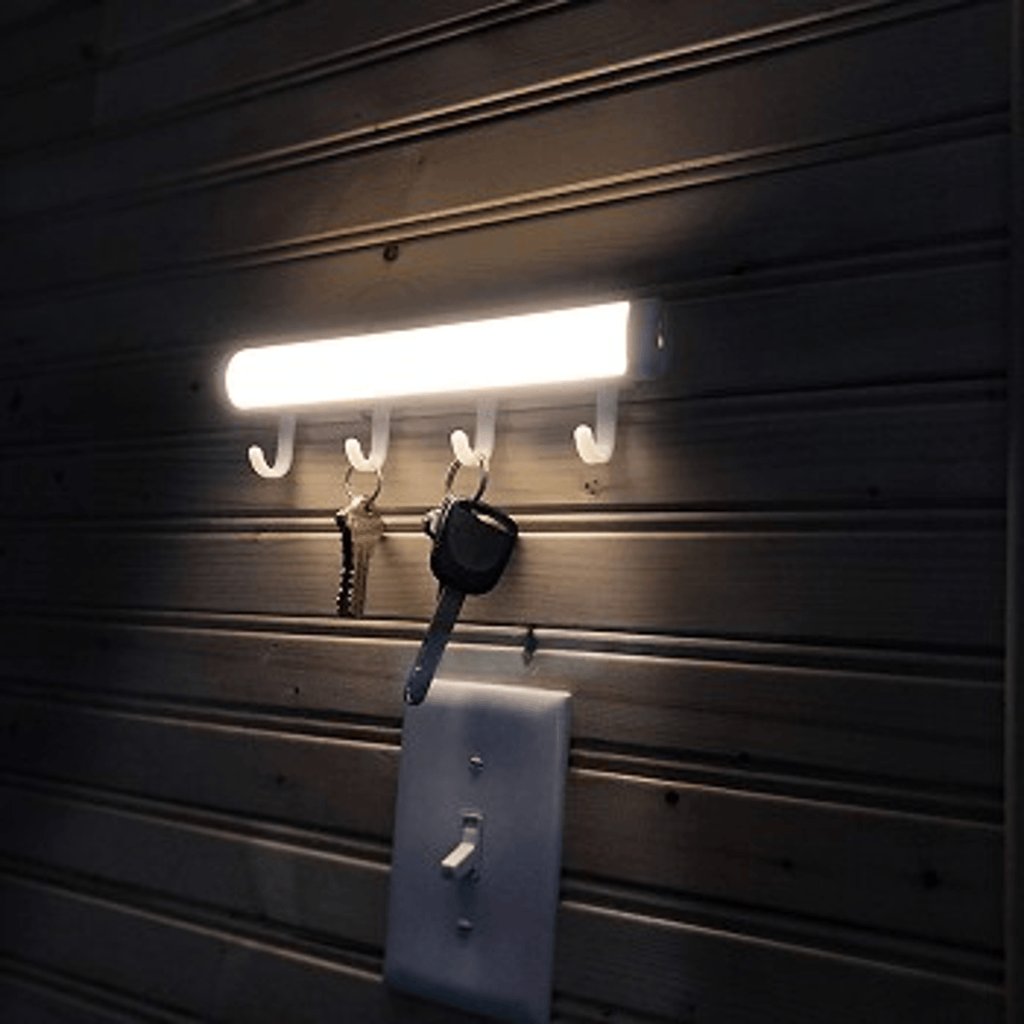 Genesis Motion-Sensing Cob Led Key Holder With Detachable Light