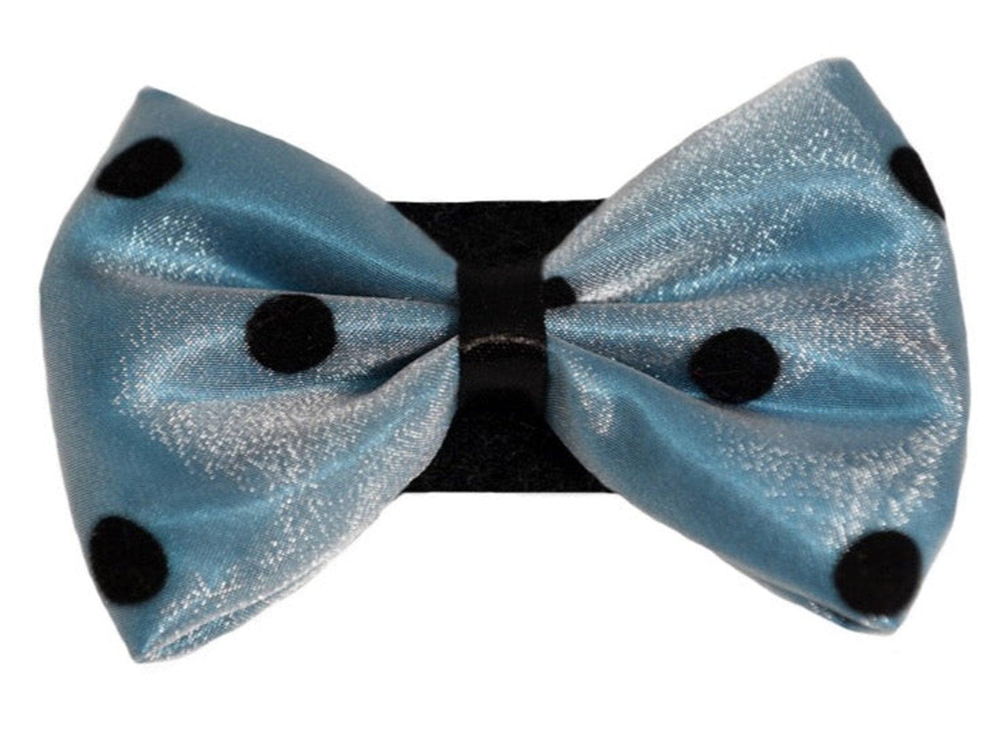 Chic Polka Dot Bow with Velcro Fastener for Pets - Dog Hugs Cat