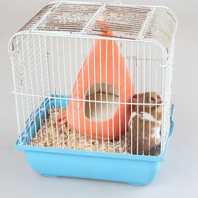 Cozy Carrot Hideaway: The Ultimate Winter Retreat For Small Pets - Dog Hugs Cat