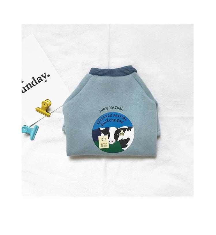 Cozy Cow Sweater For Petite Feline Friends - Spring And Autumn Edition - Dog Hugs Cat