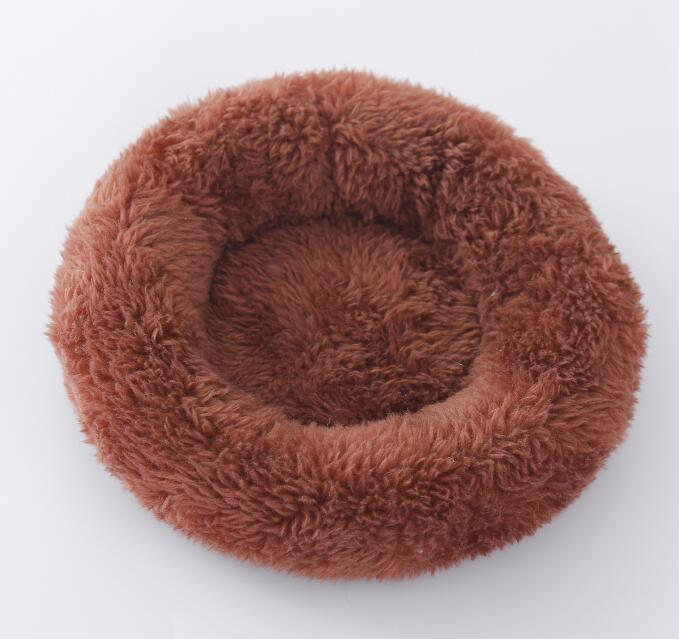 Cozy Haven Pet Nest - Luxurious Arctic Velvet Warmth For Small Pets - Dog Hugs Cat