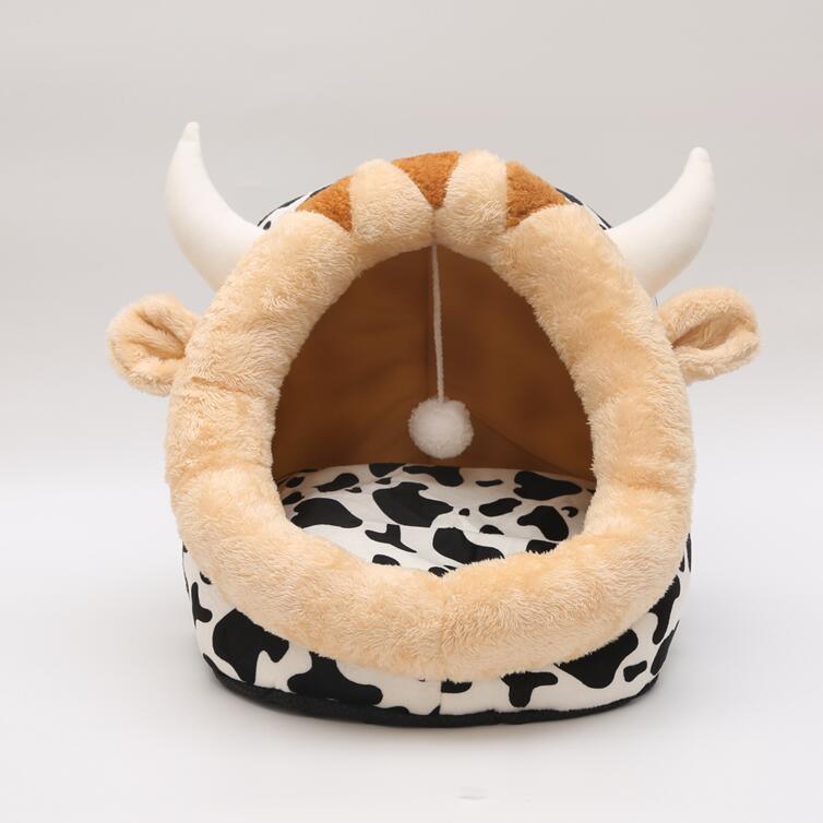 Cozy Retreat Cat Bed: Soft And Warm Indoor Pet House - Dog Hugs Cat