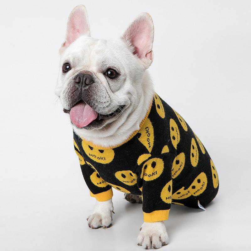 Cozy Woolen Pet Sweater: The Mk9 Smile Sweater For Dogs And Cats - Dog Hugs Cat