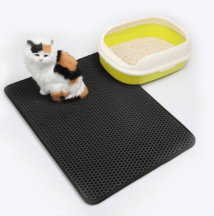 Cozypaws Double Layer Cat Litter Mat - Dog Hugs Cat