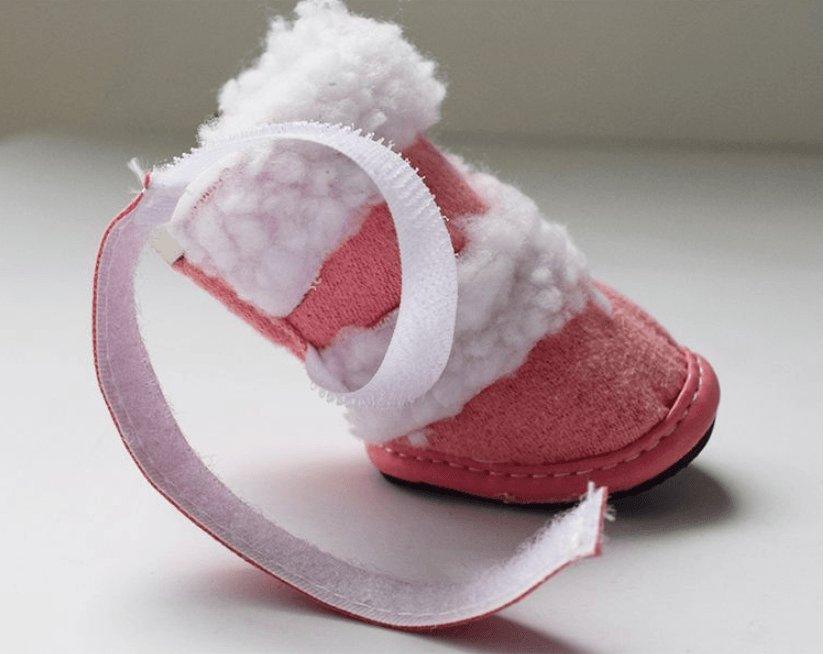 Cozypaws - Stylish Lamb Wool Pet Shoes For Winter - Dog Hugs Cat