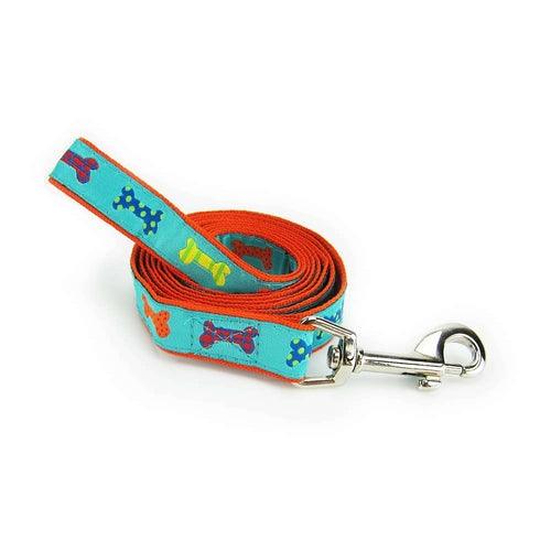 Vibrant Nylon Dog Leash with Durable Construction