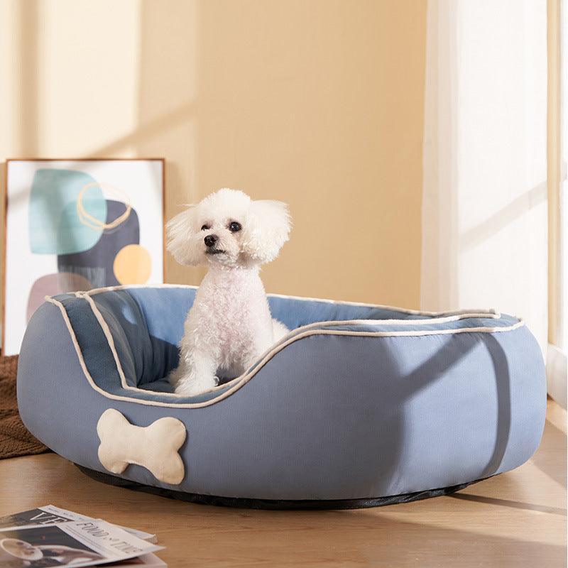 Deluxe Cozy Pet Sofa Bed: Winter Warmth For Your Furry Friend - Dog Hugs Cat