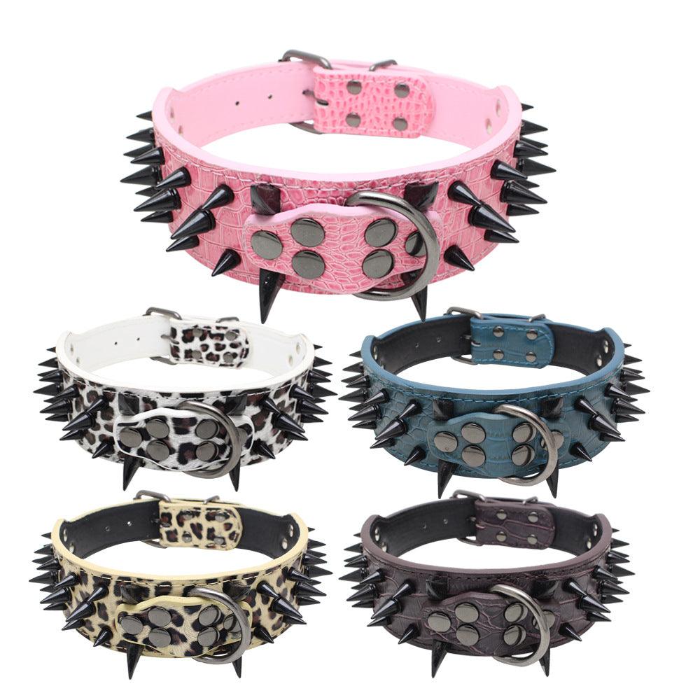 Large Explosion-Proof Rivet Bite-Proof Pet Collar - Dog Hugs Cat