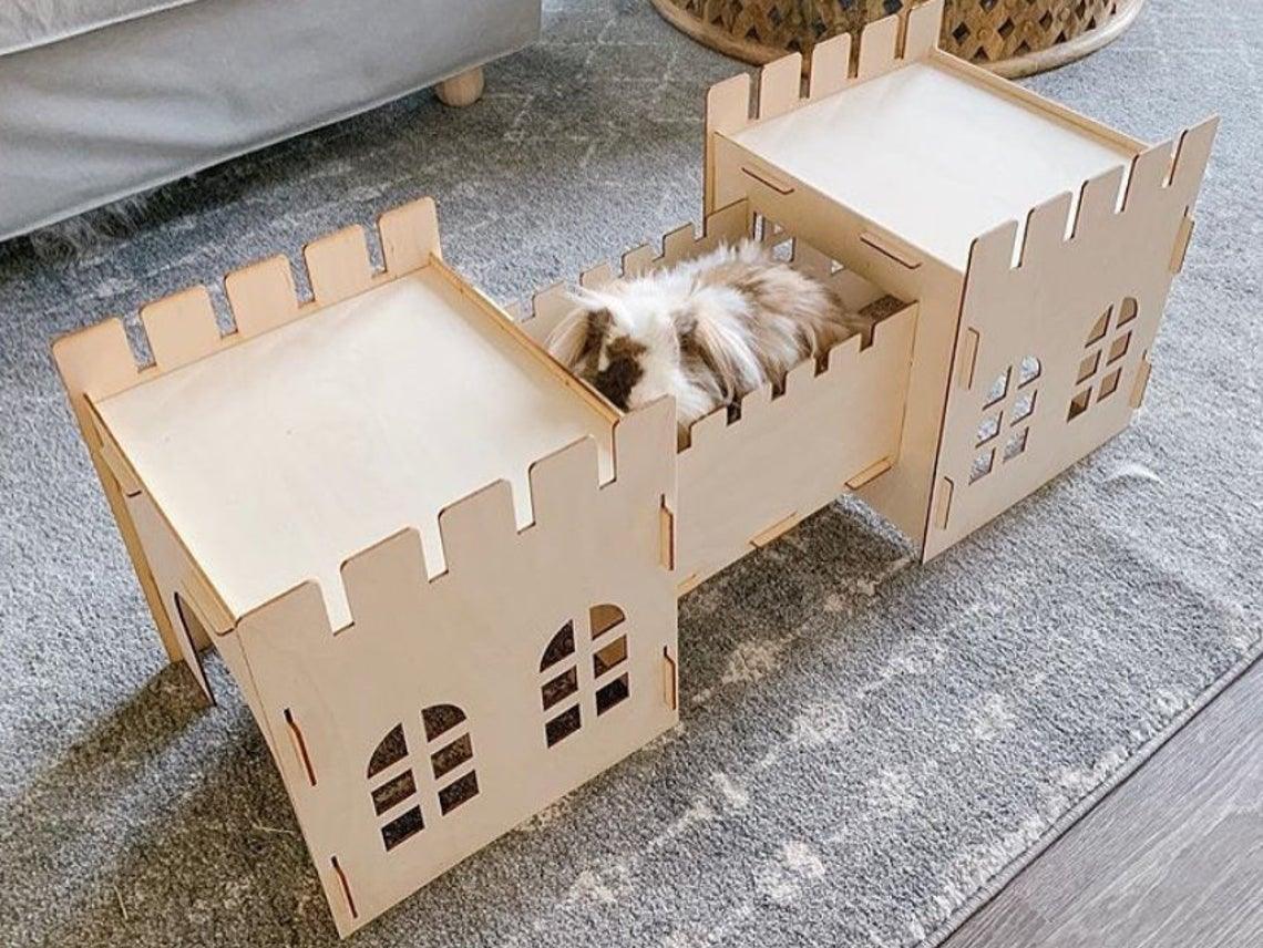 Rabbit Castle Export Quality Assembled Detachable Rabbit Wooden House Guinea Pig Guinea Pig Shelter - Dog Hugs Cat