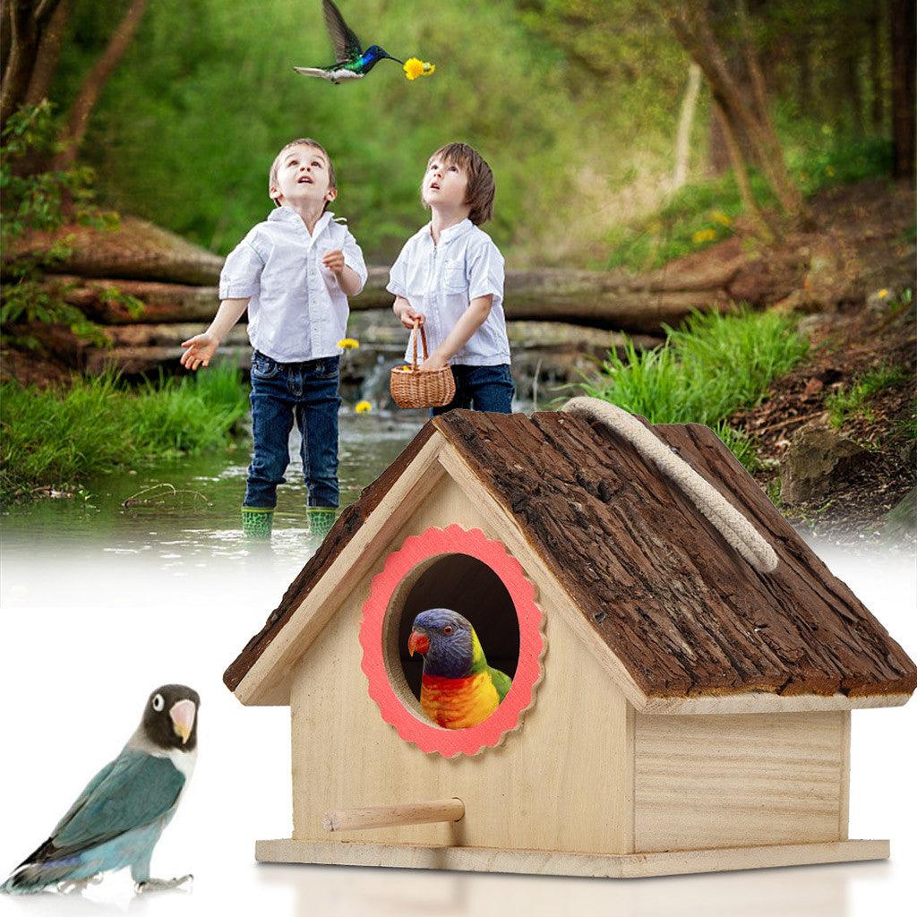 Bird House Bird Nest Outdoor Tree Parrot Breeding Box - Dog Hugs Cat