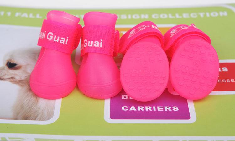 Soft Non-Slip Wear-Resistant Silicone Pet Rain Boots - Dog Hugs Cat