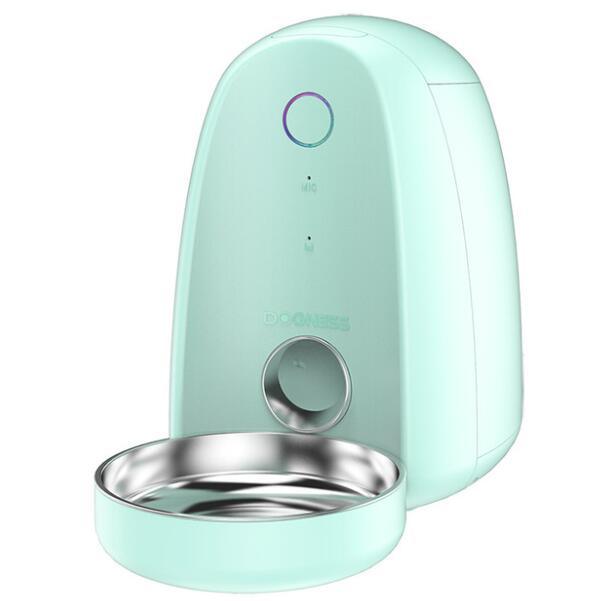 2L SmartPaws Automatic Pet Feeder: The Ultimate Solution for Remote Feeding - Dog Hugs Cat