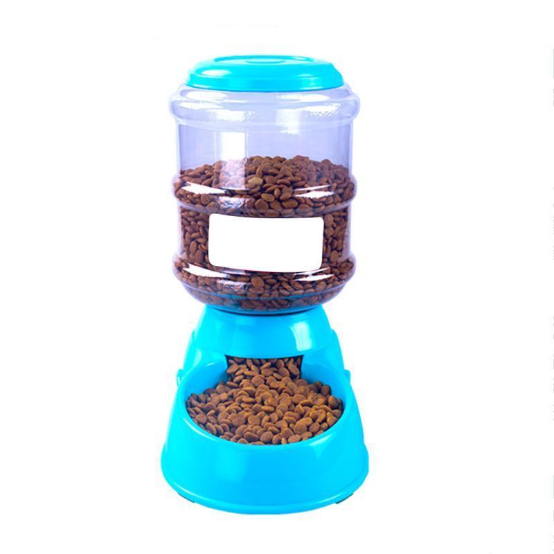 3.5L Smart Pet Oasis: Automatic Cat and Dog Waterer and Feeder - Dog Hugs Cat