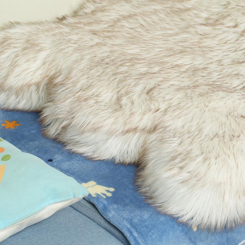 Fluffy Long Plush Warm Pet Blanket - Dog Hugs Cat
