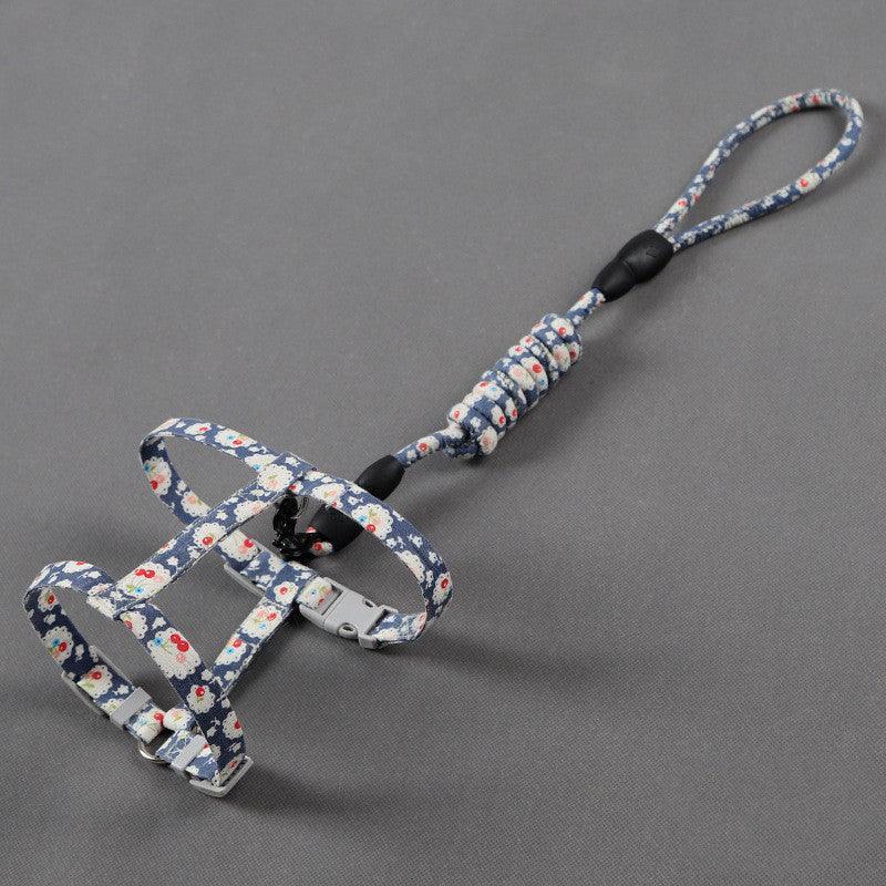 Anti-Tug Floral Cat Leash - Dog Hugs Cat