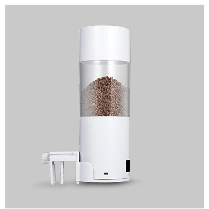 Automatic Fish Feeder - Effortless Aquarium Feeding Solution - Dog Hugs Cat