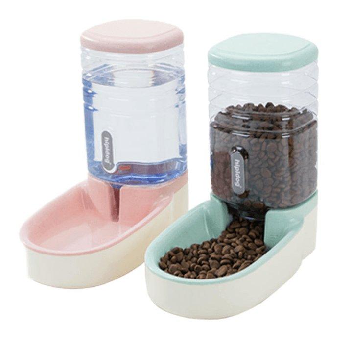 Automatic Pet Feeder and Drinking Fountain Combo - Dog Hugs Cat