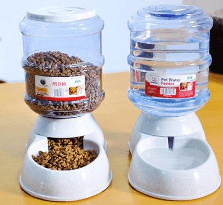 Automatic Pet Feeder & Water Fountain Combo - Large Capacity, Eco-Friendly Design - Dog Hugs Cat