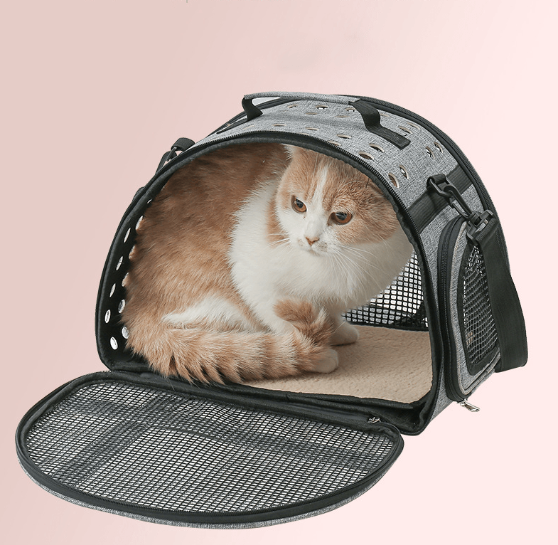 One Shoulder Pet Bag Portable Travel Cat Litter - Dog Hugs Cat